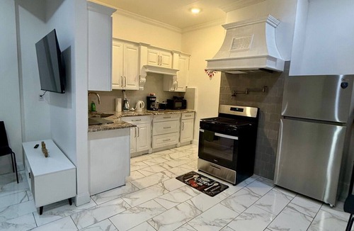 Guttenberg Apartment | Fabulous 3-bedroom apartment -Park Ave 1 - NY skylines