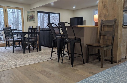 Killington Ski Chalet | Fabulous 4-bedroom chalet in tranquil Killington getaway with gorgeous Hot tub