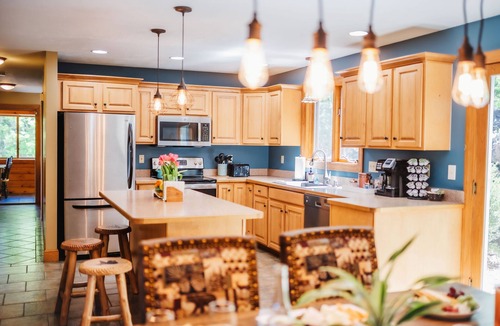 Gilford House | Fabulous 4BR house mountain & Lake Views, in lovely Gilford