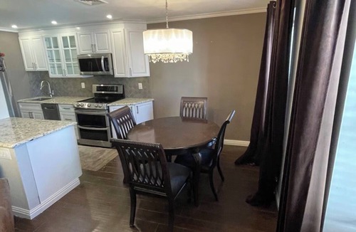 Clifton Condo | Fabulous condo with AC in the heart of Clifton, 8 mins to Giant’s Stadium