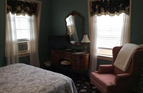 Yachting Village Hotel | Fair Street Guest House