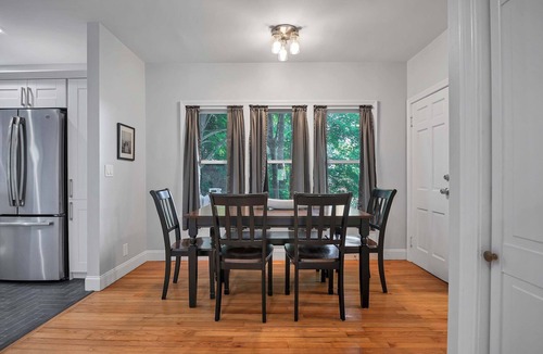 Mystic House | Fair Winds | Twin Charmer Walk to Downtown Mystic!