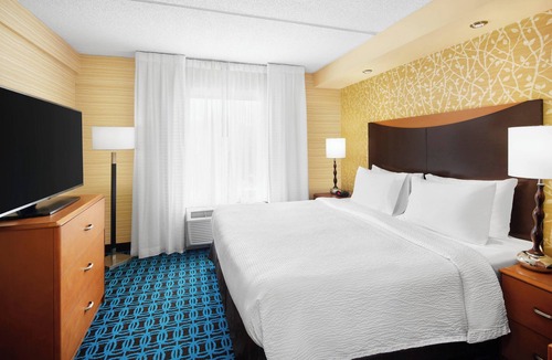 Plainville Hotel | Fairfield Inn & Suites by Marriott Plainville