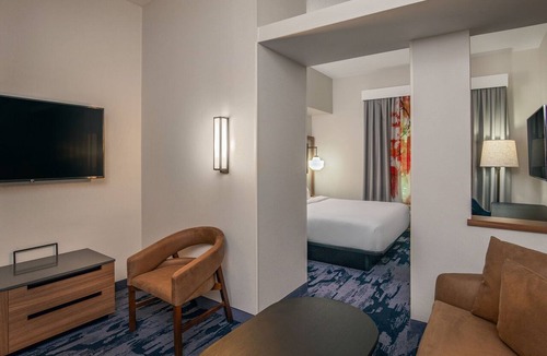 Brunswick Hotel | Fairfield Inn & Suites by Marriott Brunswick Freeport