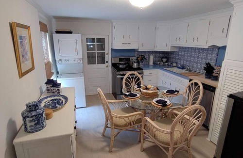 Ocean Grove Cottage | FALL 2026 Gorgeous Renovation-Walk to Beach, Asbury, Pets Welcome!