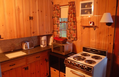 Wolfeboro Cottage | FALL SPECIAL A Yankee Magazine-Featured Retreat-West Breeze -Lake Winnipesaukee