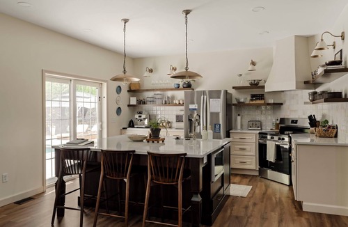 Elysburg House | Fallen Pines Villa - Pool, Hot Tub, Pickleball
