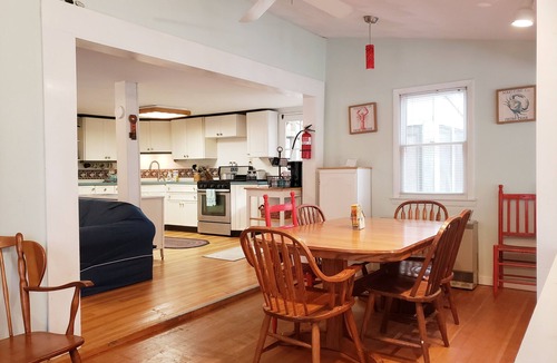 Ogunquit House | Family cottage nestled in the pines, 7/10 mile to beach, .5 to center of town
