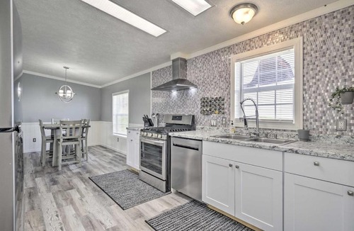 Seneca Falls House | Family-Friendly By Fishing, Hiking, and Finger Lakes Wine