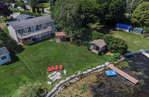 Bobcaygeon Cottage | Family-Friendly Cottage on Pigeon Lake