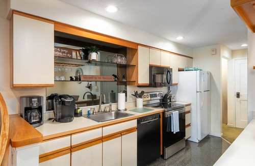 Jackson Condo | Family-friendly condo with amenities minutes from StoryLand & ski mountains!