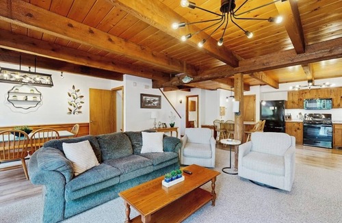 Intervale House | Family-Friendly Home close to local attractions: AC & Shared Pool/Tennis Courts