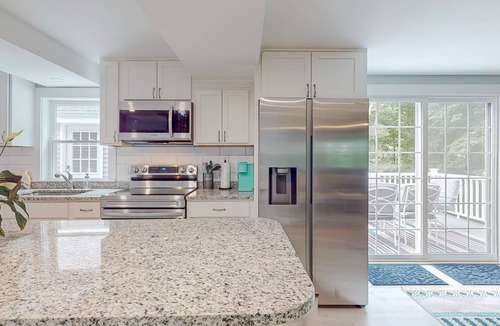 Raymond House | Family Friendly, Lake House Retreat with Tennis Courts & Boat Launch