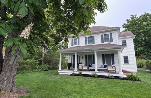 Chatham House | Family friendly luxury home with heated pool and spa