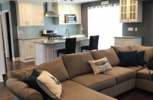 Point Pleasant Beach House | Family Fun Home. 5 Bedroom & Inground Pool ! 4 blocks from the Beach !