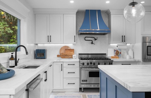Larchmont House | Family getaway.Commuter's Dream.Weddings&Events.Content House.Luxury Smart Home
