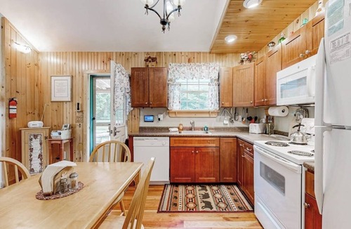 Stratton House | Family Home w/Great Yard, Fireplace, Kayaks, AC & WiFi - Near Skiing/Lakes