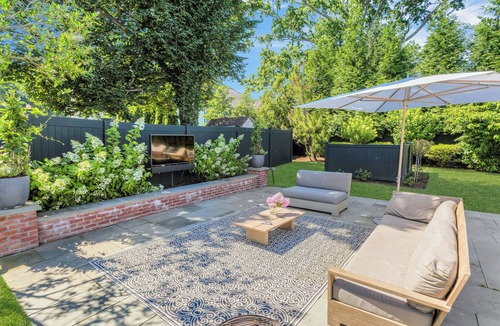 Riverside House | Family home with pool overlooking the Long Island Sound! Easy commute to NYC