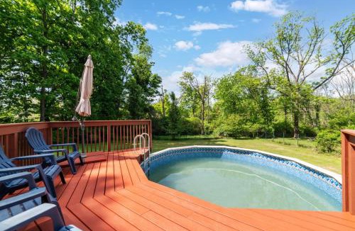 Gaylordsville House | Family Home with Pool & Game Garage