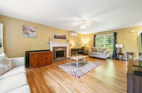 Gaylordsville House | Family Home with Pool & Game Garage