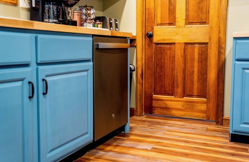Farmington Cabin | Fantastic 4-Season Home @ Baxter Lake - Sleeps 8
