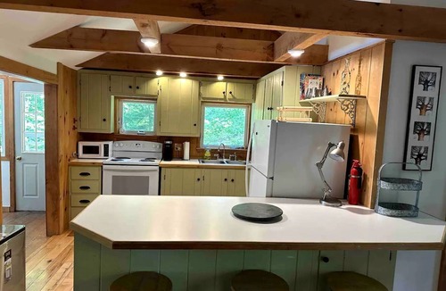 New Hampton Cottage | Fantastic Cottage with Stunning Views and Lake Access in Holderness, New Hampshire