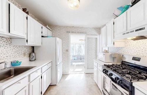 Cedar Bushes House | Fantastic Family-Friendly Gem w/Spacious Deck, Fast WiFi, & Beach Access Nearby