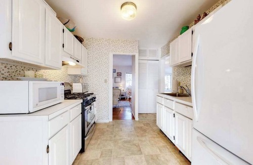 Cedar Bushes House | Fantastic Family-Friendly Gem w/Spacious Deck, Fast WiFi, & Beach Access Nearby