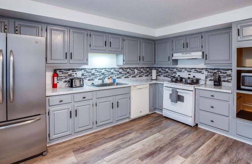 Gates-North Gates House | Fantastic Home Near DWTN/Airport