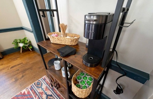 Sherborn Apartment | Farm Room: The Inn at Fireside Tavern Sherborn
