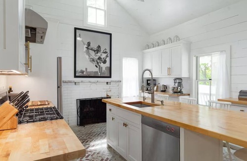Stanfordville House | Farmhouse Compound - 4 Season Swim Spa & Cinema