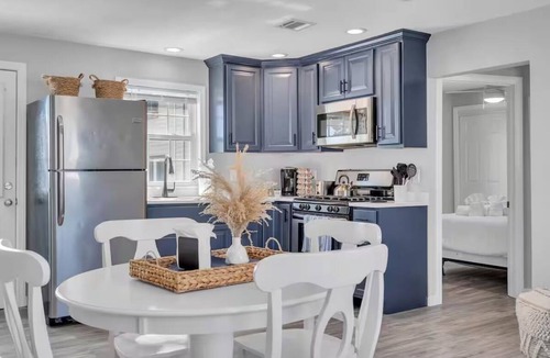 Seaside Heights Apartment | Fast WiFi | Linen+Towels | Espresso | Pet Friendly