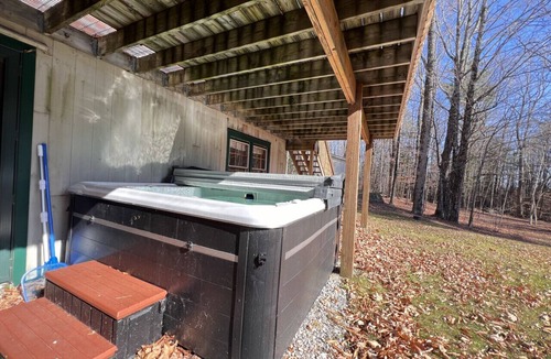 Winhall House | Featuring hot tub, pool table and sauna!