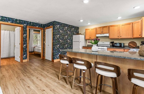 Blue Hill House | Fern Cottage - NEW Cottage in Blue Hill!
