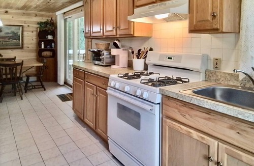 Fishs Eddy House | Fern Hollow Country Home