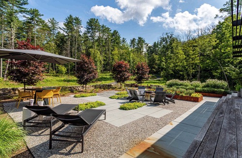 North Egremont House | Fernbrook: Contemporary Getaway w/Private Home Gym near Great Barrington