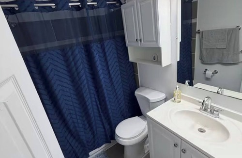 Glenolden Apartment | Major international sporting event Stay Sleeps 6 3-Min Walk to Train Easy Access to Philadelphia