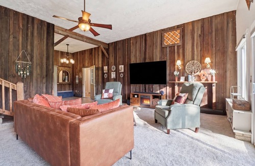 Montour Falls House | Finger Lakes 10 Acre Retreat - Game Barn, Firepit & Privacy