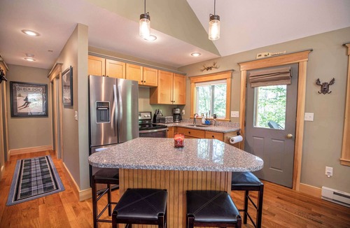 Birchview by the Saco House | Finley Lodge | 5 Mins to Attitash | Game Room