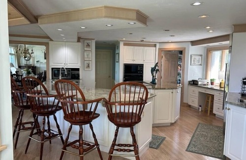 North Chatham House | FIVE BEDROOM - MAGNIFICENT WATER VIEWS OF PLEASANT BAY AND ATLANTIC OCEAN.