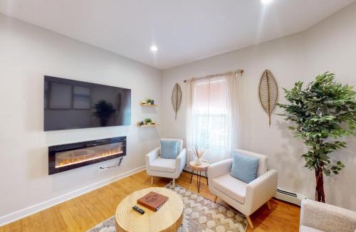 Wellington Hill Apartment | Five75 Lux BOS - Boho Chic