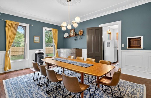 Lodi House | FLX Victorian, Historical Charm + Modern Comfort, Perfect Location to Everything