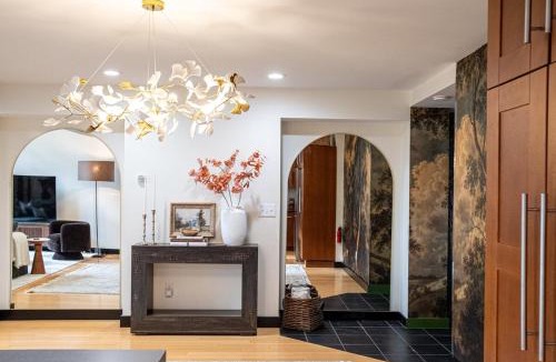 West Brattleboro House | Forest Green Retreat