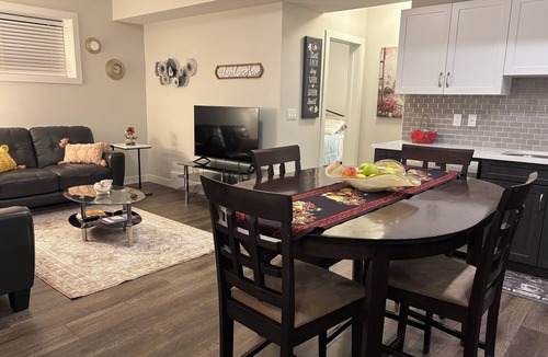 Northeast Edmonton House | “Forest Heights Gem ✨ 2BR Modern Suite | Near Expo, Downtown & River Valley”