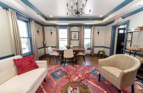 Sherborn Apartment | Forest Room: The Inn at Fireside Tavern Sherborn
