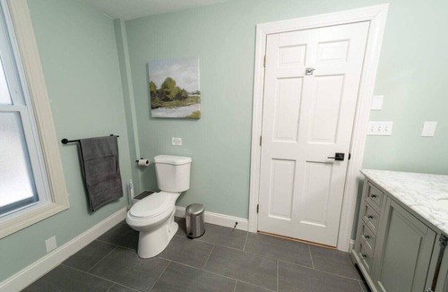 Sherborn Apartment | Forest Room: The Inn at Fireside Tavern Sherborn