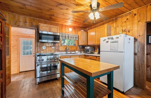 Rangeley Plantation House | Four Loons | Waterfront | Pet Friendly