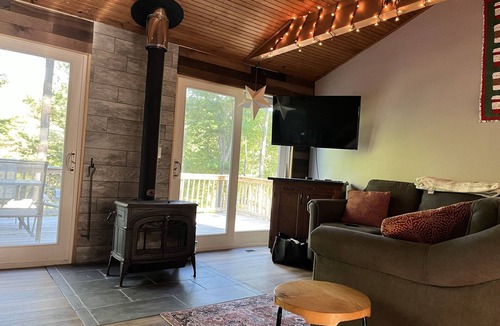 Denmark House | Four season escape w/woodstove, firepit & mountain views