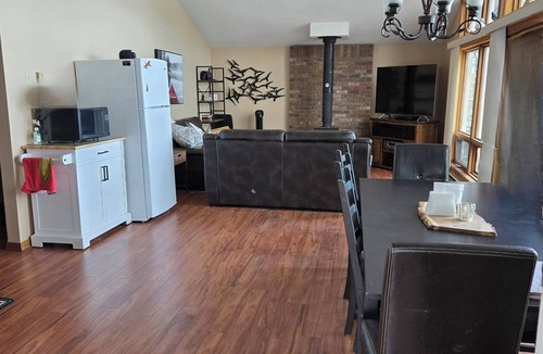 Cayamant Cottage | Four Season Lakehouse with beautiful views and crystal clear water.