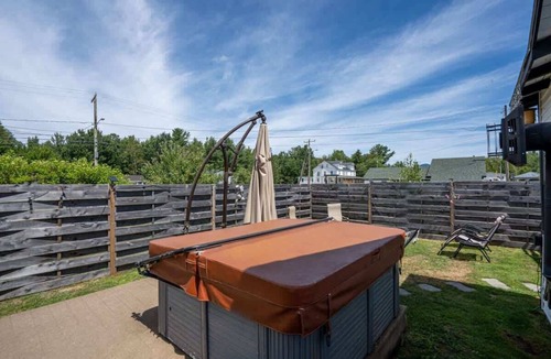 Twin Mountain Cabin | Freshly Updated,Hot Tub The Mountain Cottages #1